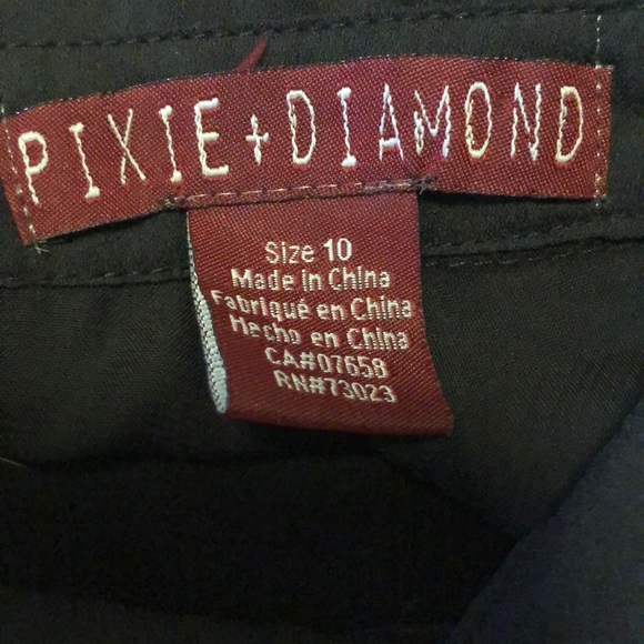 ๐3 for 30๐ Pixie and Diamond Black Dress - Picture 4 of 4